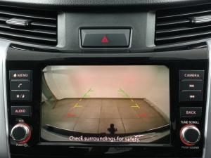 Nissan Navara 2.5DDTi double cab LE Plus 4x4 - Image 12
