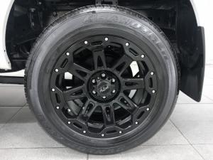 Nissan Navara 2.5DDTi double cab LE Plus 4x4 - Image 19