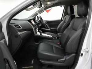 Mitsubishi Pajero Sport 2.4DI-D - Image 14