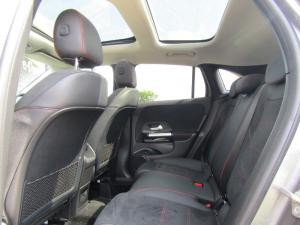Mercedes-Benz GLA 200 automatic - Image 3