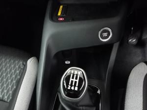 Nissan Magnite 1.0 Turbo Acenta Kuro manual - Image 10