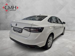Volkswagen Polo sedan 1.6 manual - Image 6