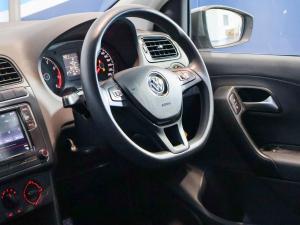 Volkswagen Polo Vivo hatch 1.4 Comfortline - Image 17