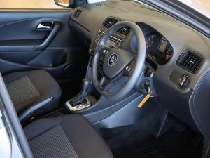 Volkswagen Polo Vivo hatch 1.6 Life - Image 13