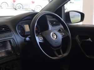 Volkswagen Polo Vivo hatch 1.6 Life - Image 15