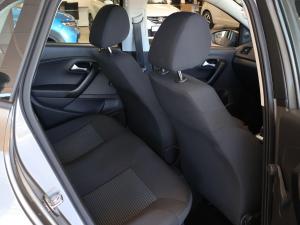 Volkswagen Polo Vivo hatch 1.6 Life - Image 17