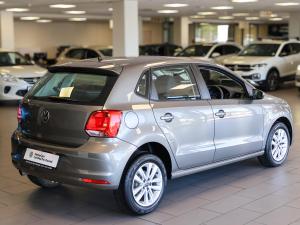 Volkswagen Polo Vivo hatch 1.6 Life - Image 7