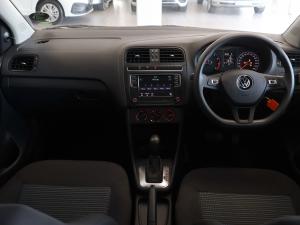 Volkswagen Polo Vivo hatch 1.6 Comfortline auto - Image 10