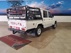 Toyota Land Cruiser 79 4.0 V6 double cab - Image 2