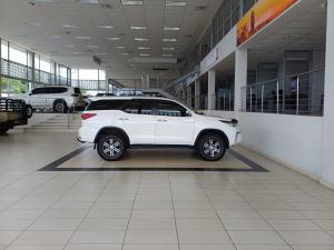 Toyota Fortuner 2.4GD-6 auto - Image 3