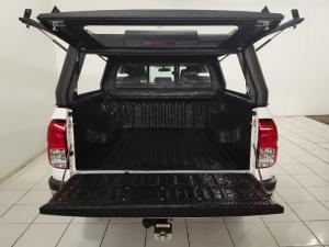 Toyota Hilux 2.4GD-6 double cab Raider manual - Image 12