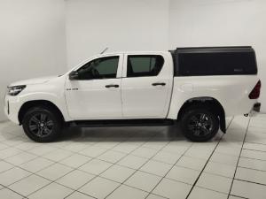 Toyota Hilux 2.4GD-6 double cab Raider manual - Image 3