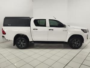 Toyota Hilux 2.4GD-6 double cab Raider manual - Image 6