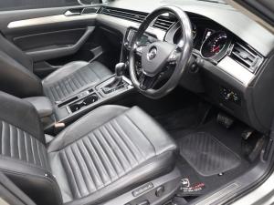Volkswagen Passat 2.0TSI R-Line - Image 9