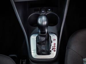 Volkswagen Polo Vivo hatch 1.4 Life - Image 9