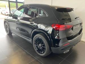 Mercedes-Benz GLA GLA200d Progressive - Image 3