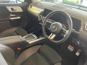 Mercedes-Benz GLA GLA200d Progressive - Image 6