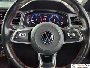 Volkswagen T-ROC 2.0 TSI 4M R-LINE DSG - Image 11