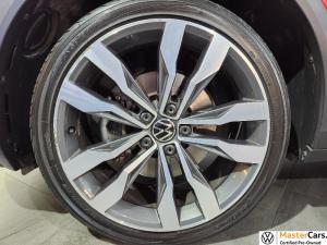 Volkswagen T-ROC 2.0 TSI 4M R-LINE DSG - Image 12