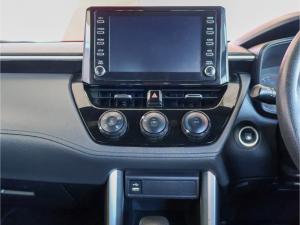 Toyota Corolla Cross 1.8 Xi - Image 14