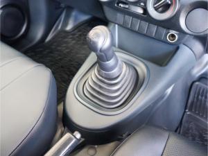 Toyota Hilux 2.0 single cab S (aircon) - Image 9