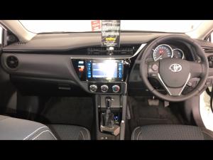 Toyota Corolla Quest 1.8 Prestige auto - Image 8