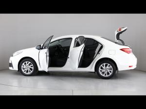 Toyota Corolla Quest 1.8 Prestige auto - Image 24