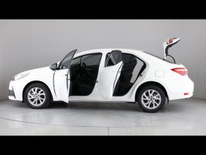 Toyota Corolla Quest 1.8 Prestige auto - Image 24