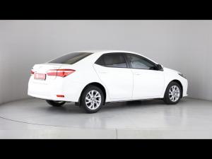 Toyota Corolla Quest 1.8 Prestige auto - Image 3