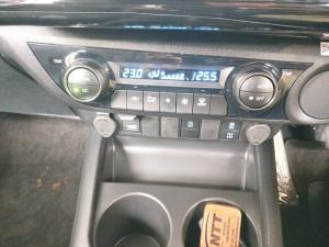 Toyota Hilux 2.8 GD-6 RB Legend automaticD/C - Image 18