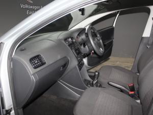 Volkswagen Polo Vivo 1.4 Trendline - Image 16