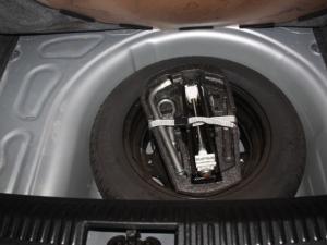 Volkswagen Polo Vivo 1.4 Trendline - Image 9