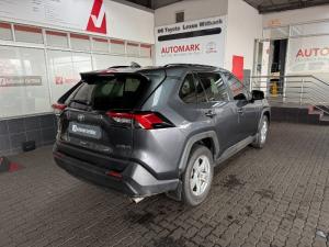 Toyota RAV4 2.0 GX CVT - Image 13