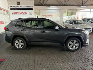 Toyota RAV4 2.0 GX CVT - Image 3