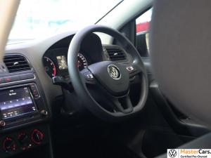Volkswagen Polo Vivo 1.6 Comfortline TIP - Image 10