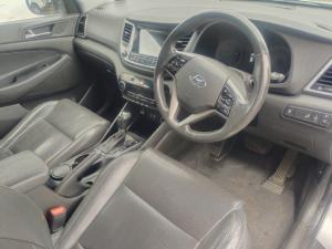 Hyundai Tucson 2.0 Elite auto - Image 8