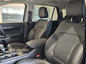 Ford Everest 2.0 BiTurbo XLT - Image 6