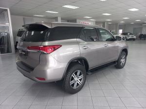 Toyota Fortuner 2.4GD-6 auto - Image 5