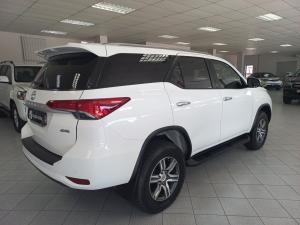 Toyota Fortuner 2.4GD-6 4x4 - Image 2
