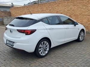 Opel Astra hatch 1.4T Edition - Image 3