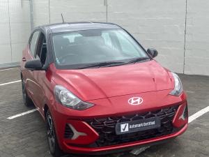 Hyundai Grand i10 1.0 Executive hatch - Image 1