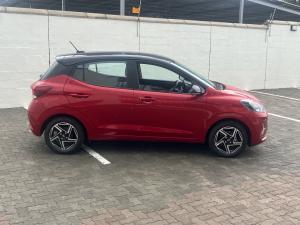 Hyundai Grand i10 1.0 Executive hatch - Image 3