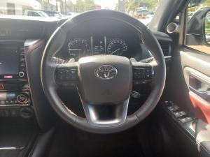 Toyota Fortuner 2.8GD-6 4x4 VX - Image 8