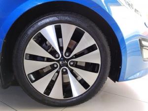 Kia Optima 2.4 - Image 10