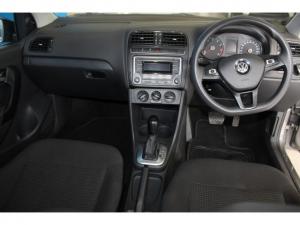 Volkswagen Polo Vivo hatch 1.6 Comfortline auto - Image 11