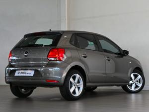 Volkswagen Polo Vivo hatch 1.6 Highline - Image 17