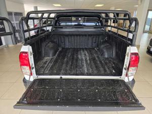 Toyota Hilux 2.8GD-6 double cab 4x4 Legend 50 auto - Image 10