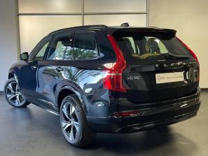 Volvo XC90 B5 AWD Ultra Dark - Image 4