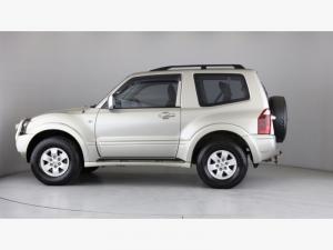 Mitsubishi Pajero 3500i 3-Door automatic - Image 8