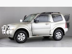 Mitsubishi Pajero 3500i 3-Door automatic - Image 10